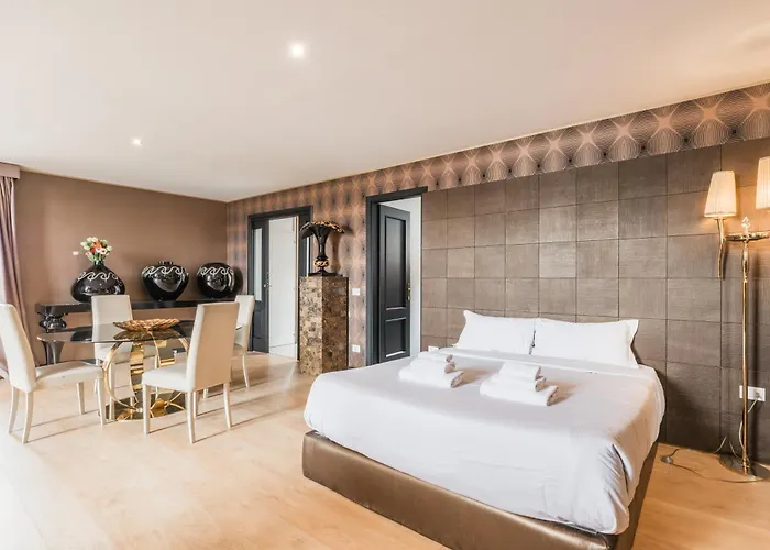 Penthouse - Private Πανσιόν 4*
