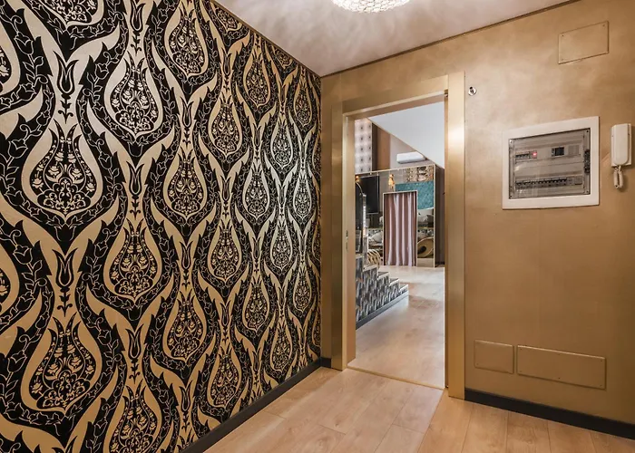 Πανσιόν Penthouse - Private 4*