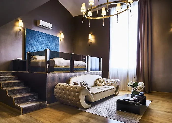 Penthouse - Private