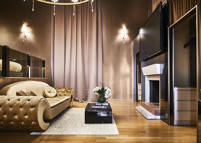 Penthouse - Private